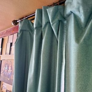 Curtains! 4 panels!